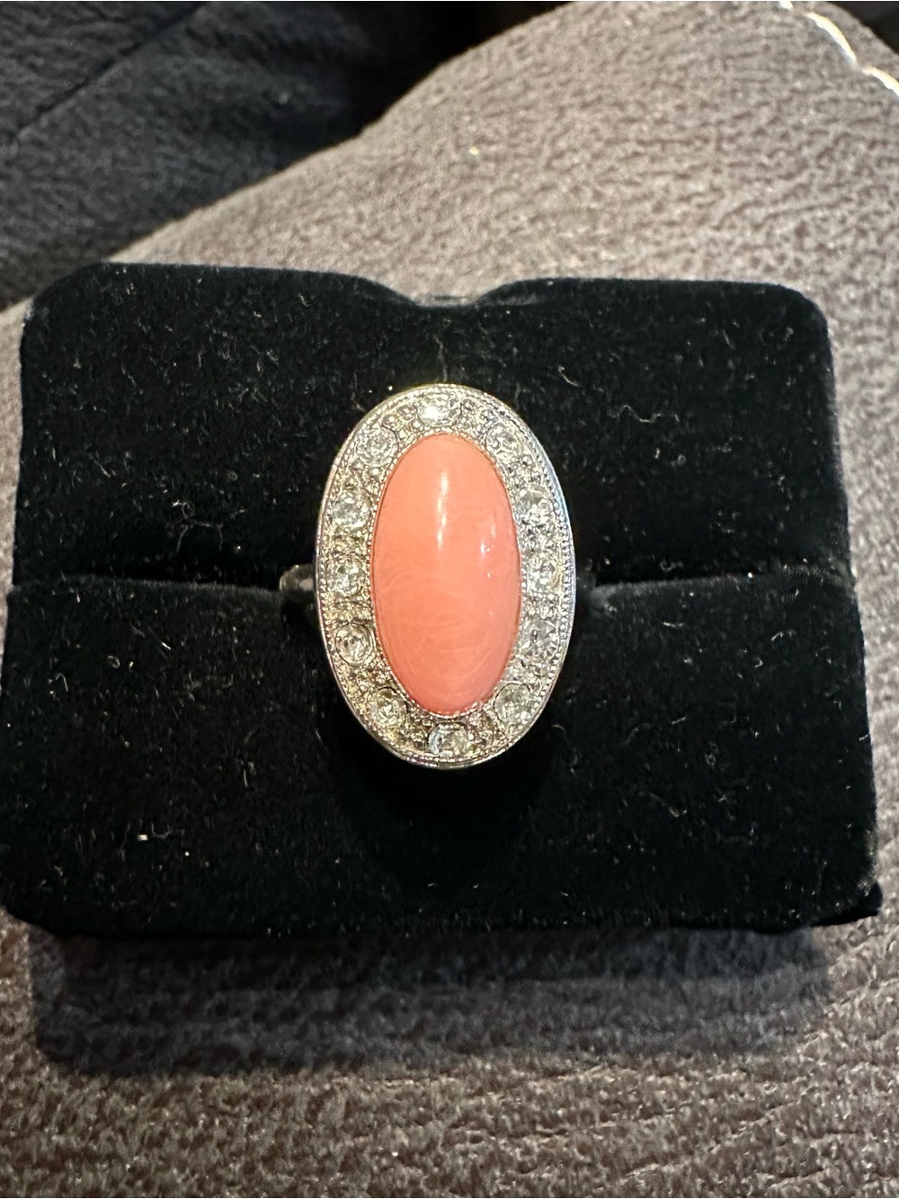 Avon 1970s Pink Faux Coral Rhinestone Ring Sz 6.5 Silver Tone Pale Fire Collecti